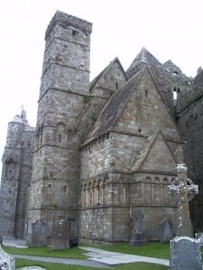 irlande-chateau-site-medieval-rock-cashel-chapelle-cormac