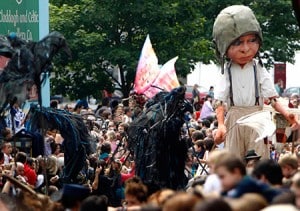 boy-explorer-parade-derry